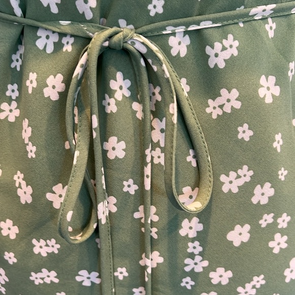 Princess Polly Sage Floral Mini Dress - Picture 4 of 6